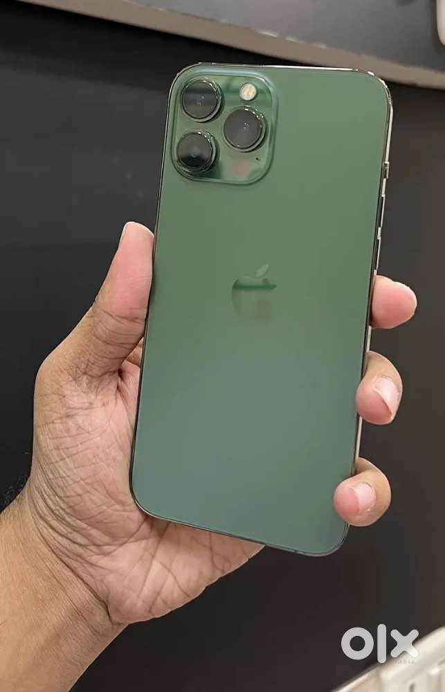 Selling my 6 months used iphone 13 pro max need urgent money