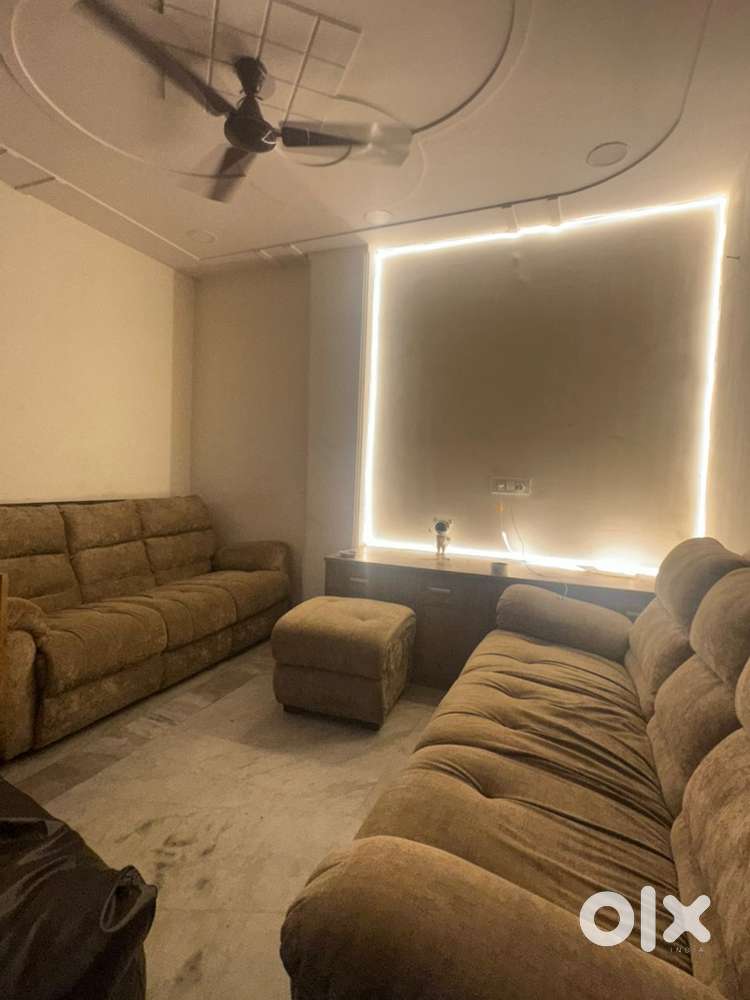 Location East Patel Nagar 25 Block  near Subway