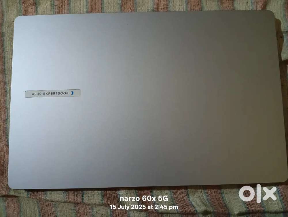 Asus espaetbook p1 i5 13 Ganresion