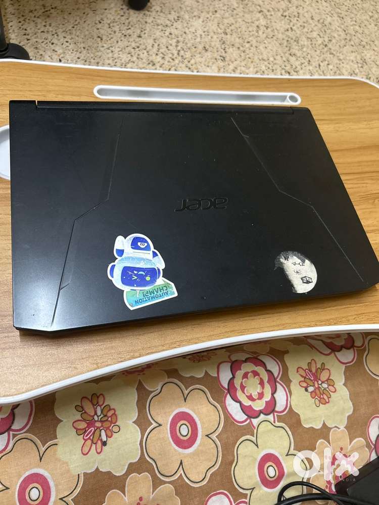 Acer nito 5  Ryzen 5 5600H  32Gb Ram