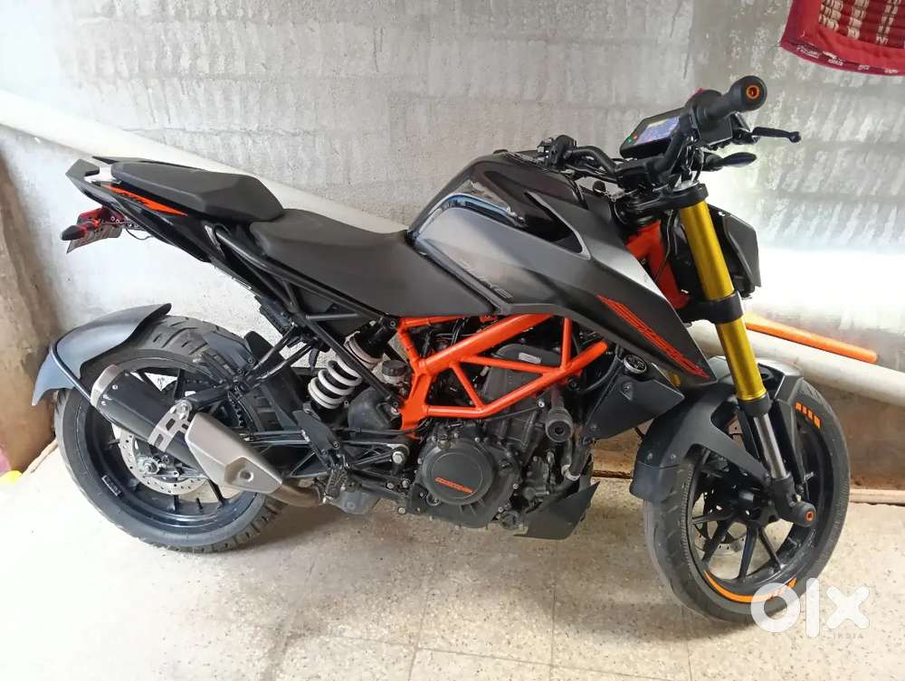 Ktm Duke 390.