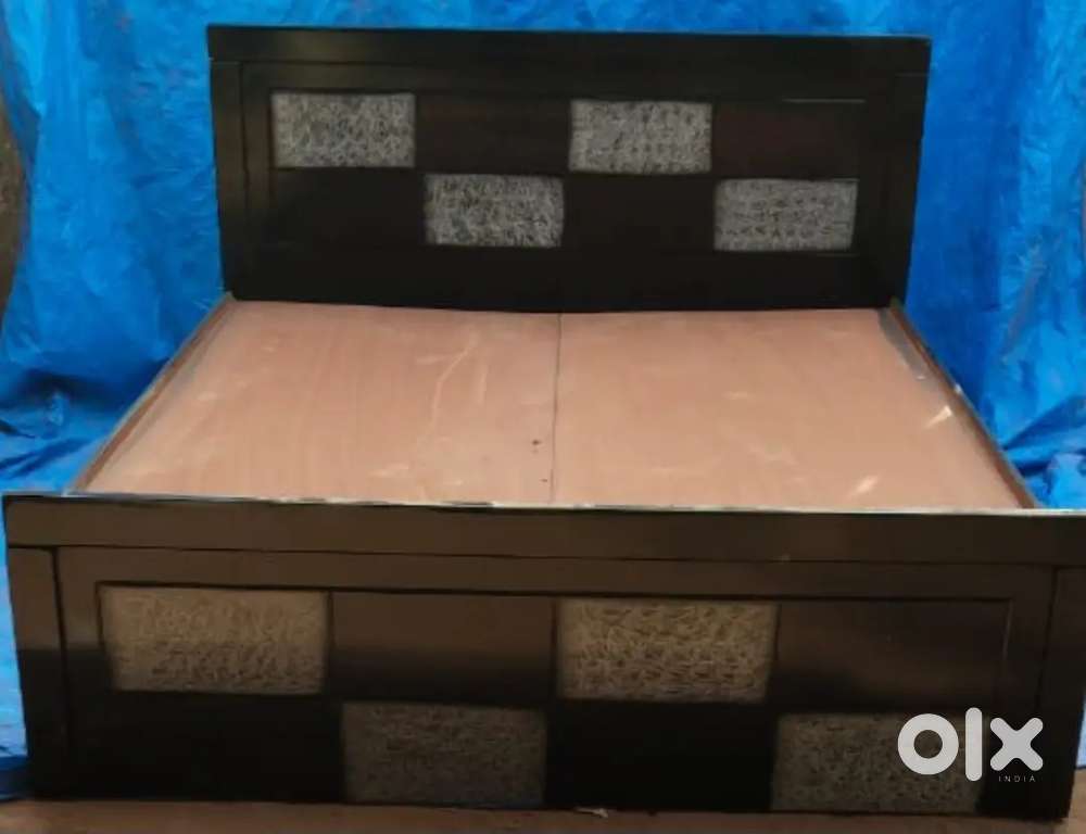 5/6/*5 Queen size bed without storage wholesale price available