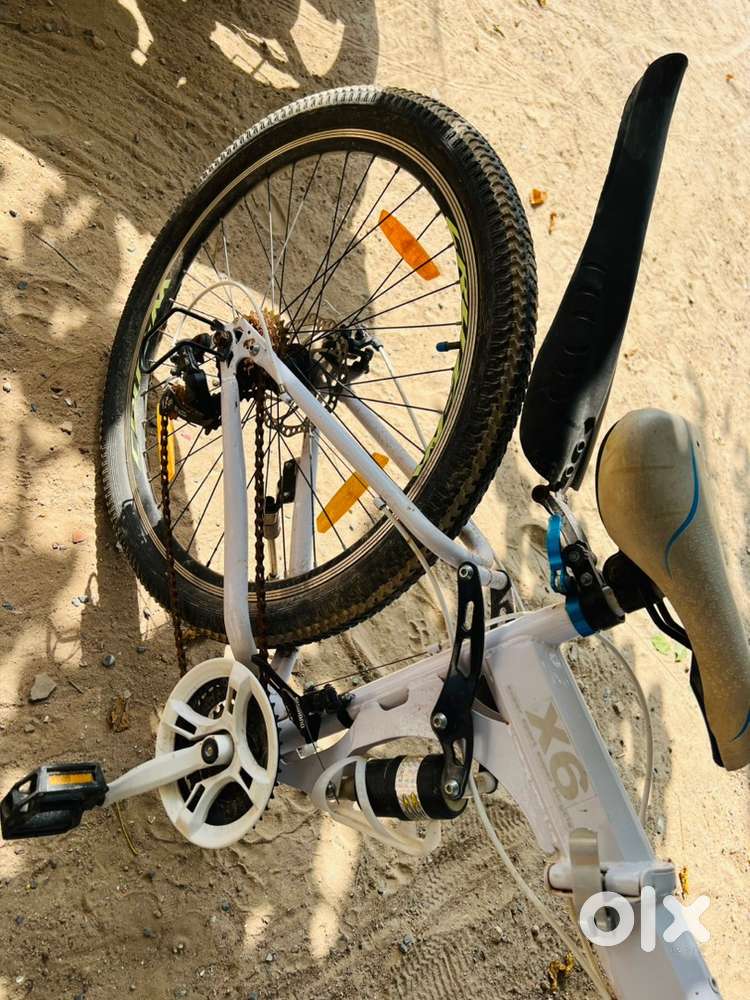 BMW X6 cycle model -2025