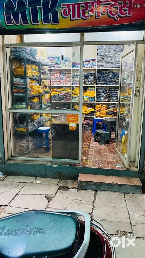 Shop available for rent