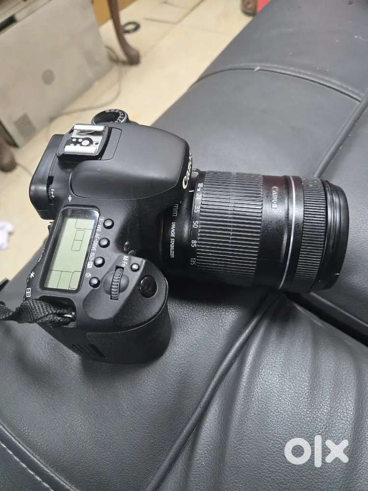 DSLR camera Canon EOS 7D