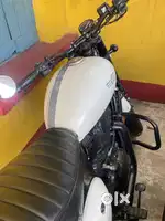 Jawa 42 White colour