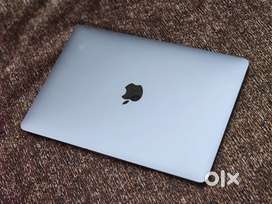 Apple Macbook Pro i5  8gb Ram 256gb Apple SSD 2019 Manufacturing