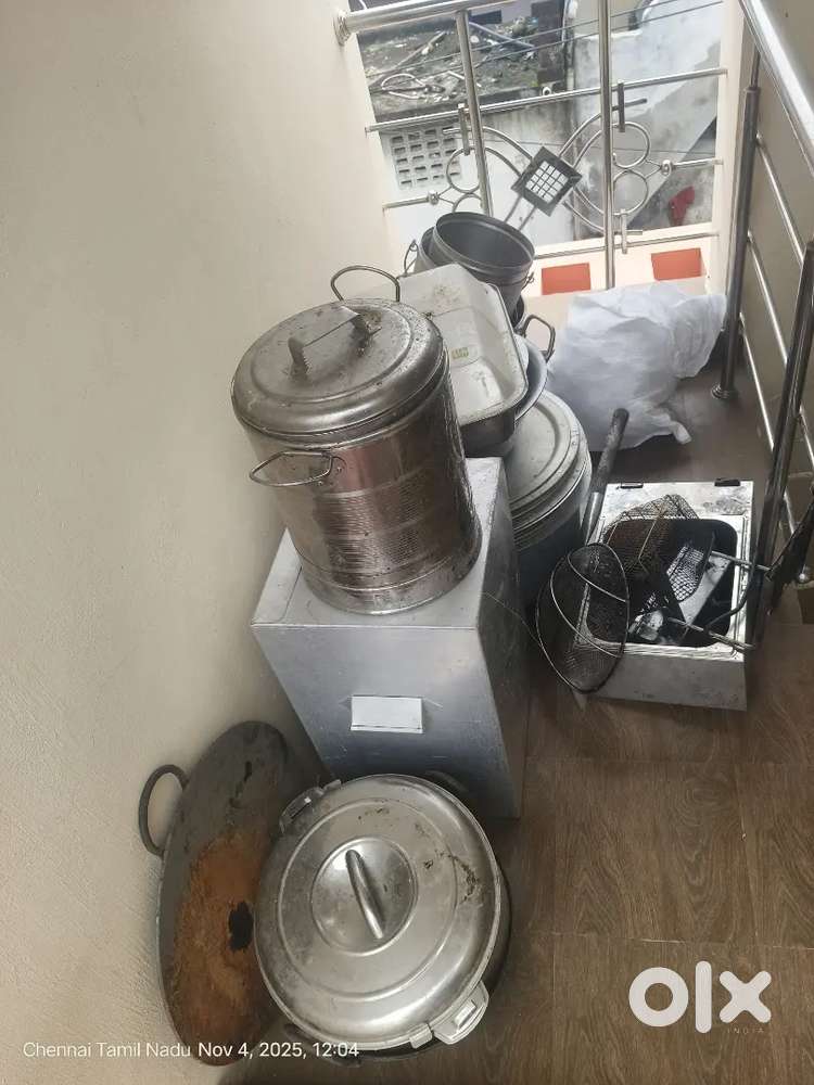 Tiffin shop accessories