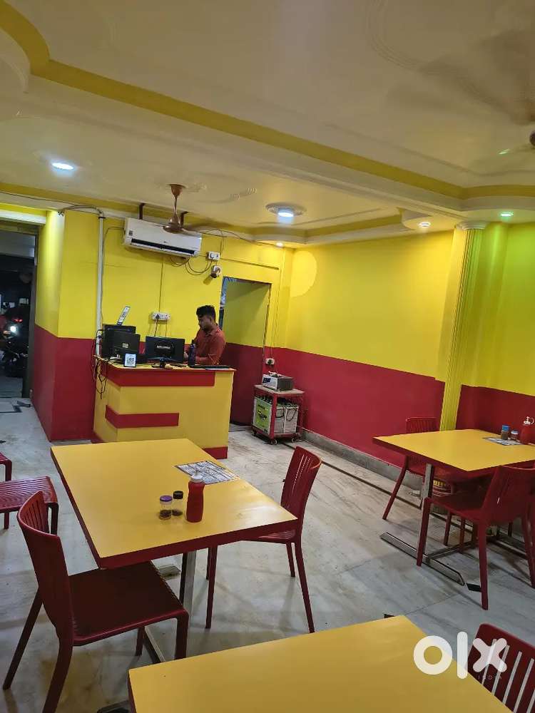 On Main road commercial space td college Chauraha