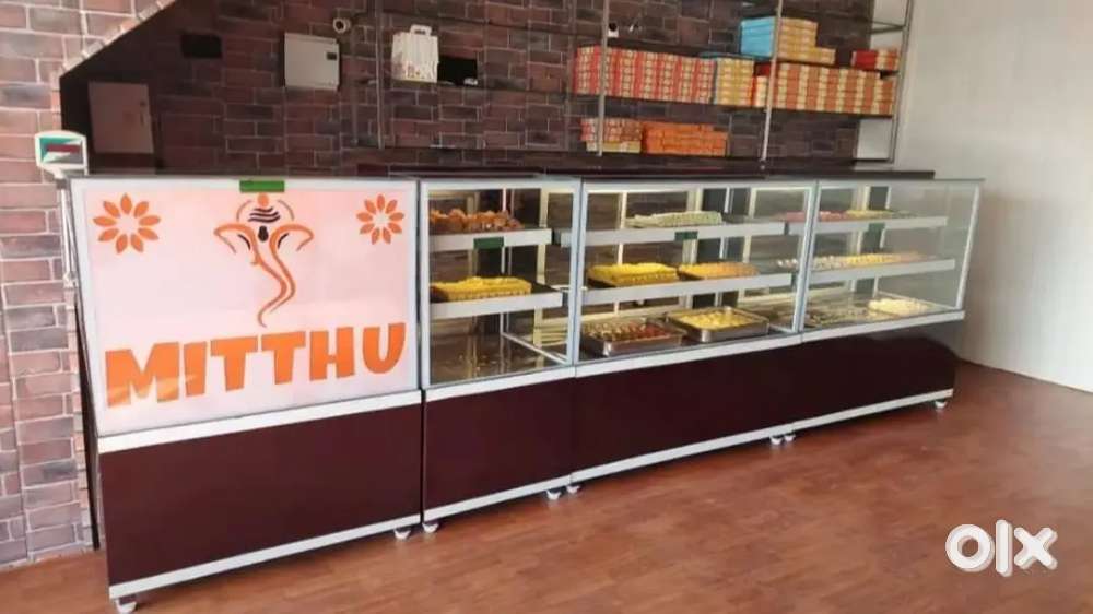 Sweet Display Counter