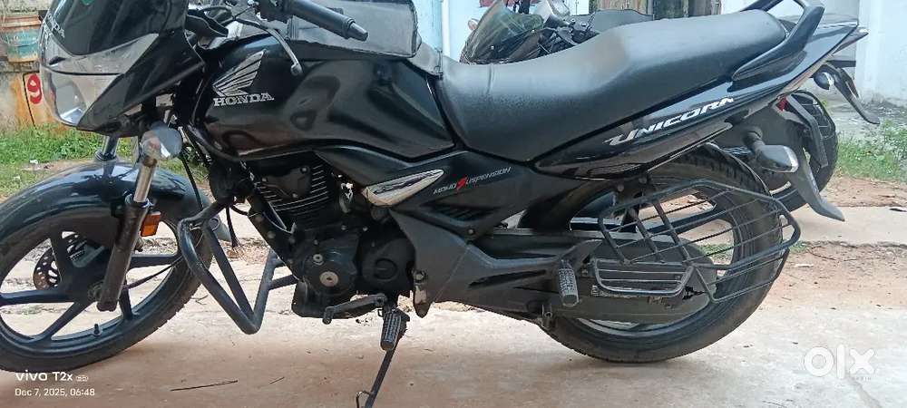 Unicorn 160cc BS6 very less used