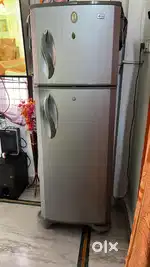 Lg Refrigerator, Double Door, Capacity: 230