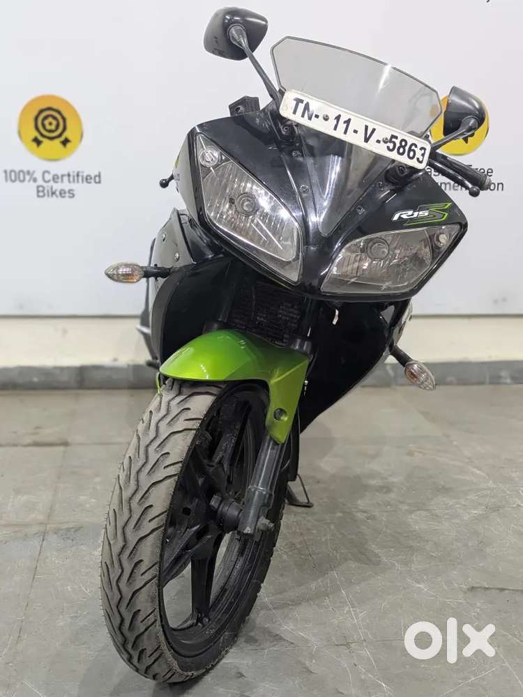 YAMAHA R15 S BS4