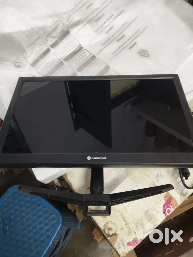 Consistent 47 CM Monitor