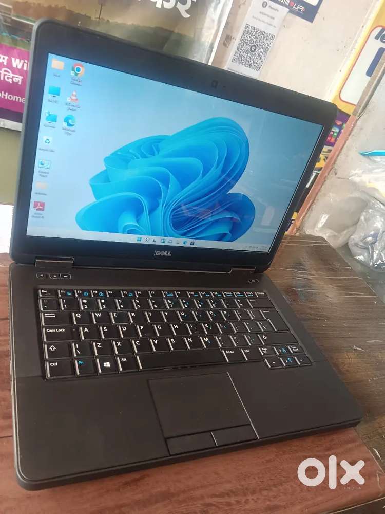 Dell Hp Lenovo laptop Available Like New Condition