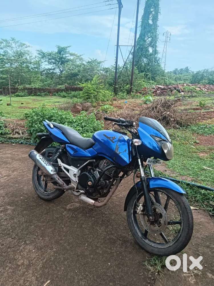 BAJAJ PULSAR 150