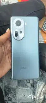 Oppo reno 11 5g (8gb+128gb)in very good condition