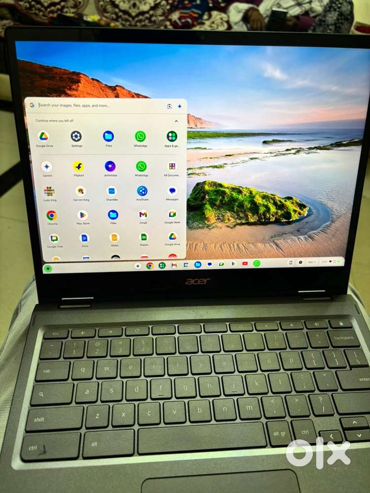 Acer Chrombook 360 fold Touchscreen