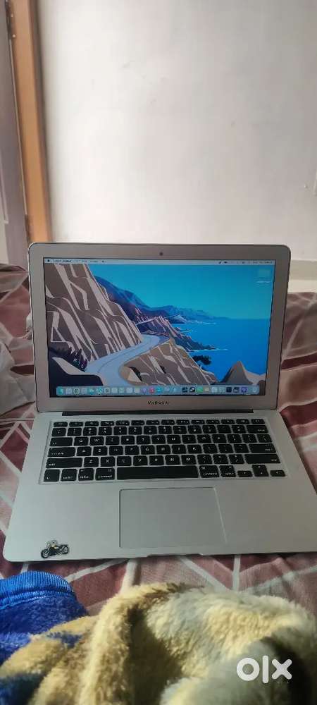 Macbook for selling