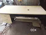 Computer table