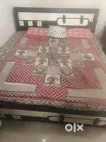 King size bed