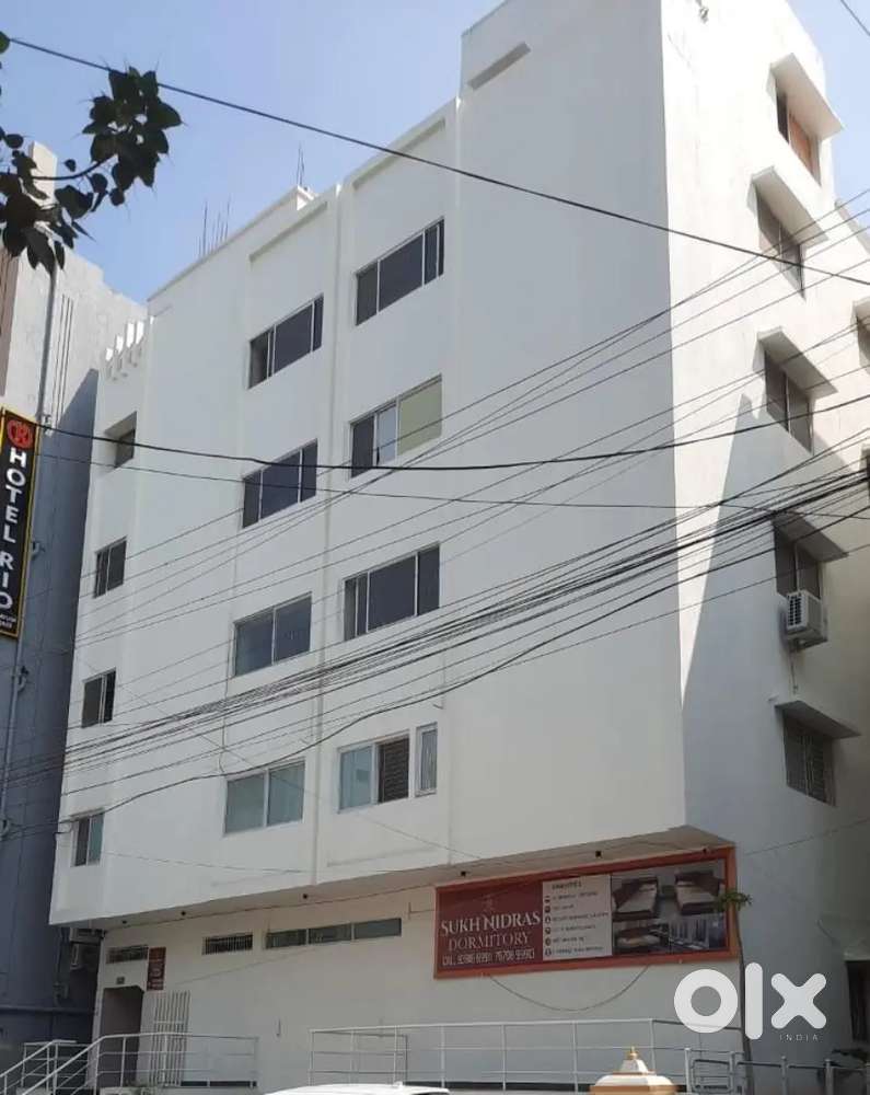 TOLET 3000 SQFT EACH FLOOR Rs 100000