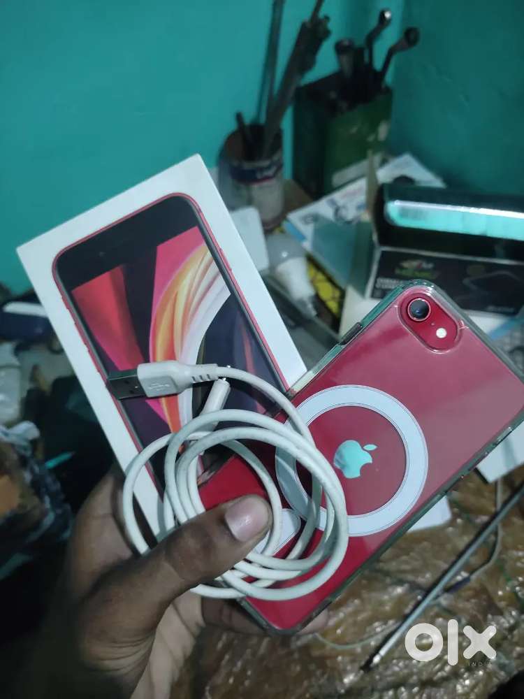 I phone se 2020 64 gb brand new condition