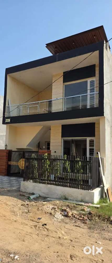 For sale new 90 gaj kothi sector 124 mohali