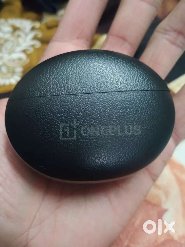OnePlus earbuds Pro 3
