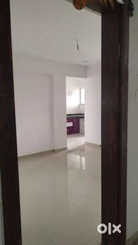 1 bhk semi furnished flat rent