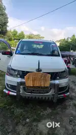 Mahindra Xylo 2016