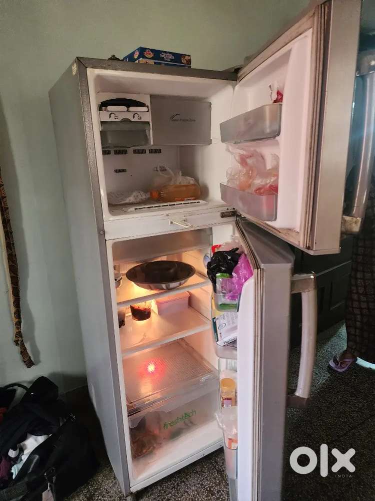 Samsung 280 litres , double door