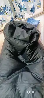 Bean bag (very good condition)