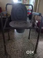 Orthopedic commode