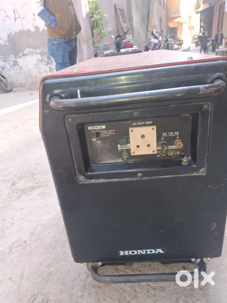 EXK 2800 Moodal 2'4  kva