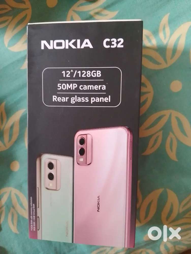 C32 12/128gb
