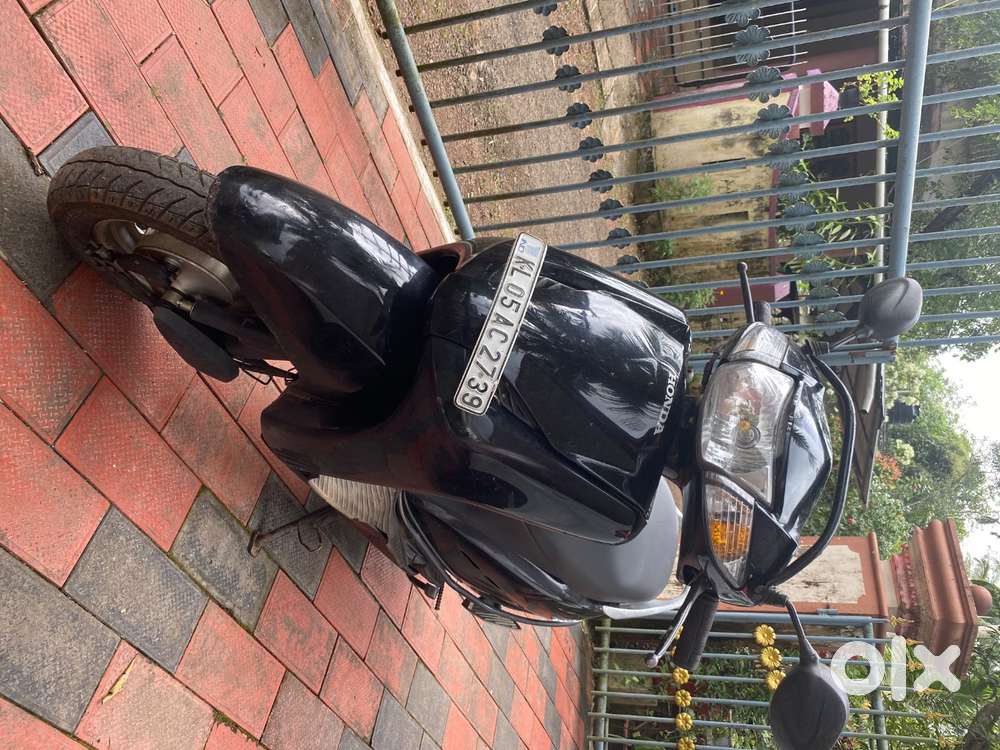 Honda Activa , 2011 model, 10055 km