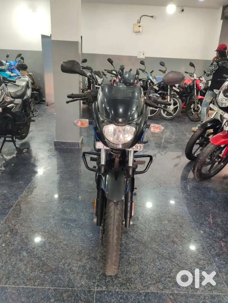 Bajaj Pulsar150 2023 registration blue color in showroom condition