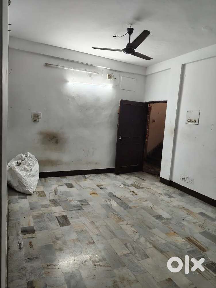 2 bhk flat independent in trilanga colony