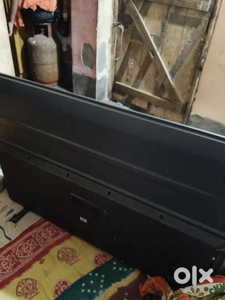 Toshiba 55 inchi