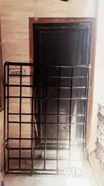 CAR ROOF LUGGAGE CARRIER