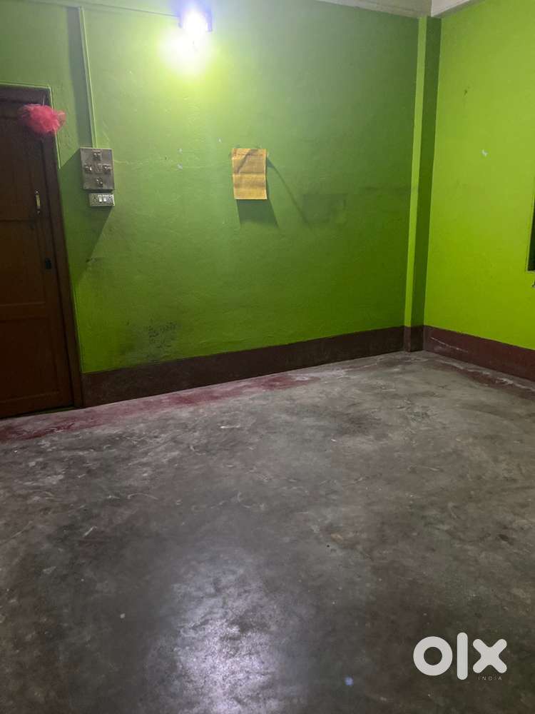 2 Bedroom, 1 Kitchen and a shared bathroom