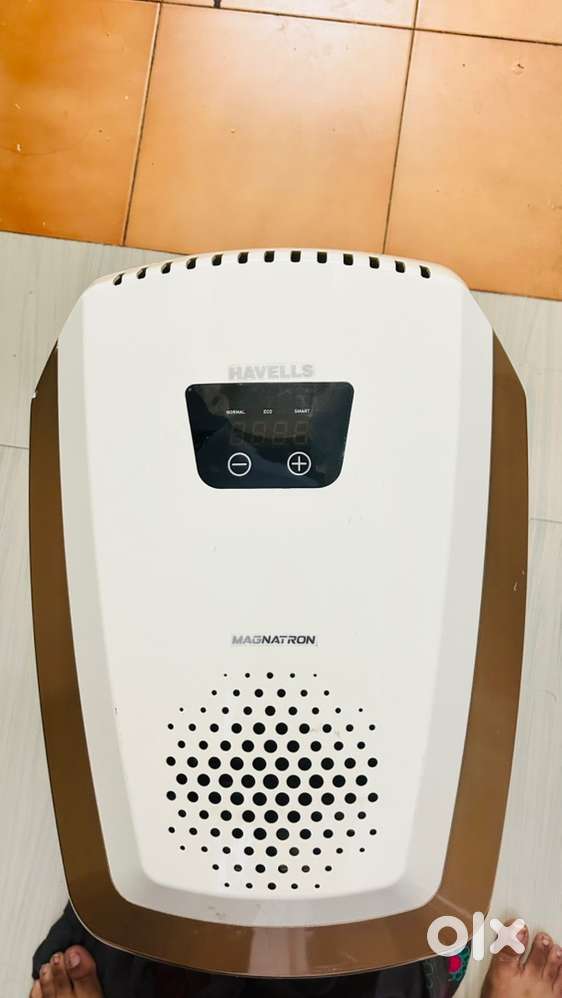 AVELLS 25 L Storage Water Geyser with Flexi Pipe