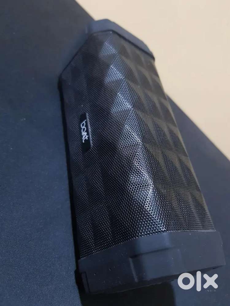 boAt Stone 650 10W Bluetooth Speaker