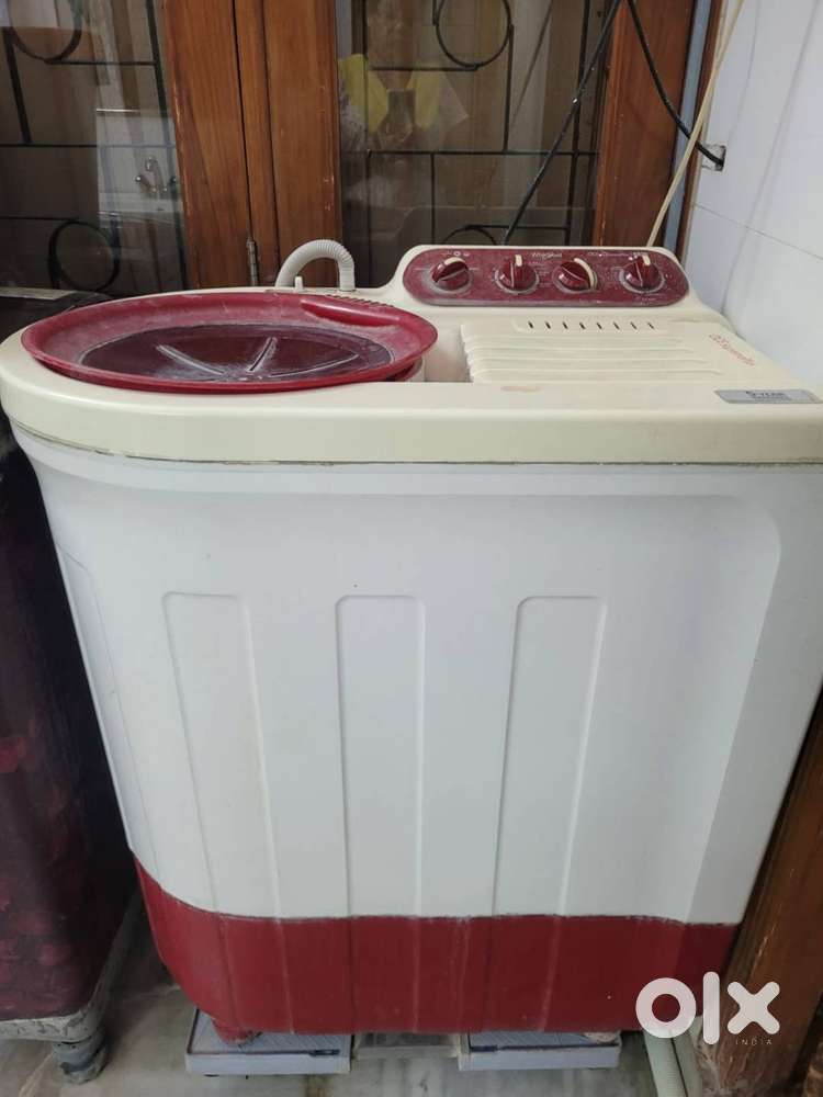 Whirlpool Semi Automatic Washing Machine for sale