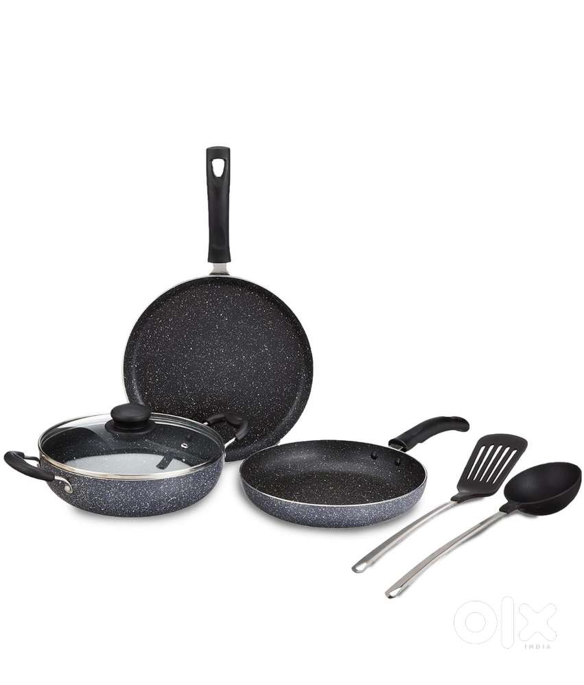 Set of 2-month-old utensils (newly bought)