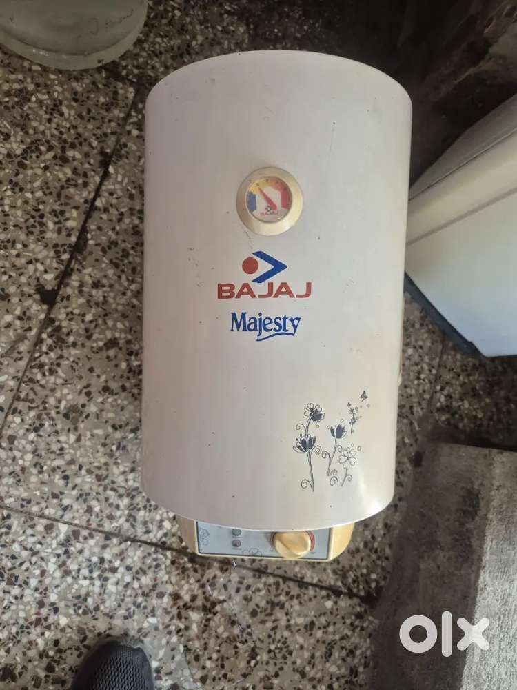 Bajaj water heater 15 Ltd