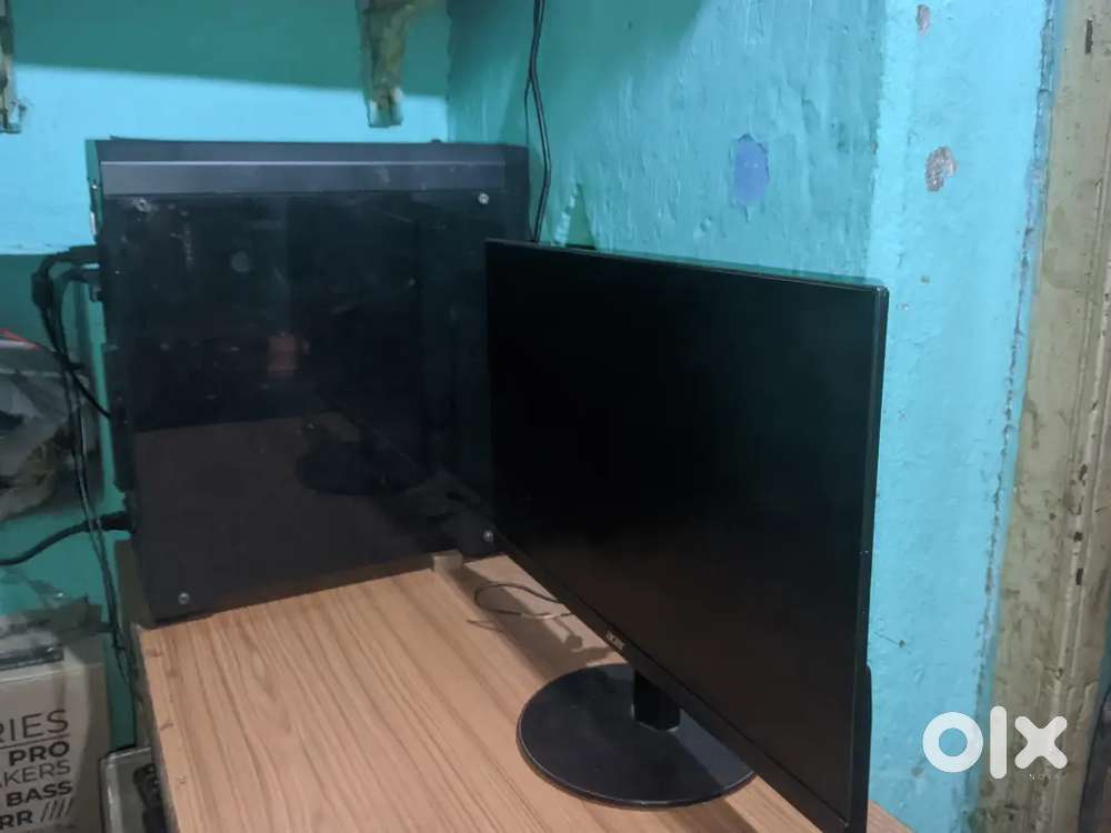 Computer ~ 24inch Acer Monitor + PC