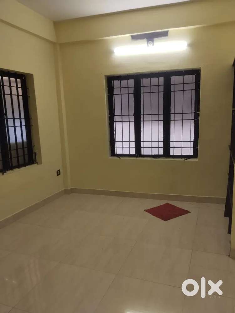 1 bhk 2 bhk  house Punkunnam