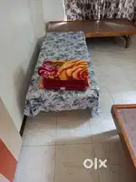 PG RENT with Food